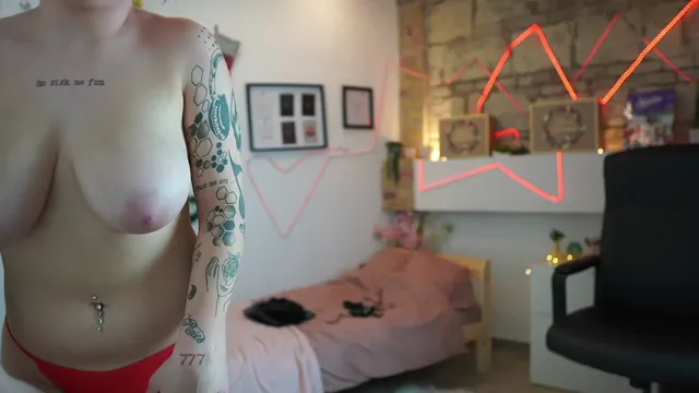[CHATURBATE LIVE] Jaye_rose18 in sexy horny show