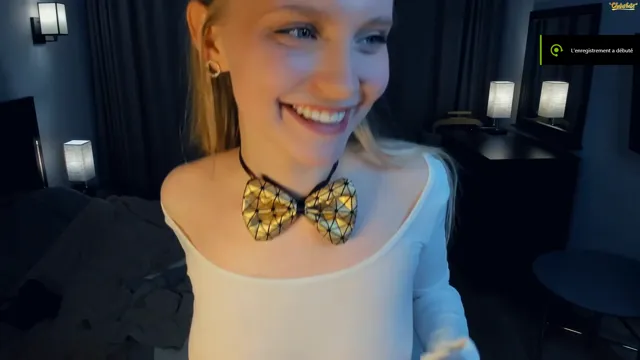 MAY_WOW makes water show