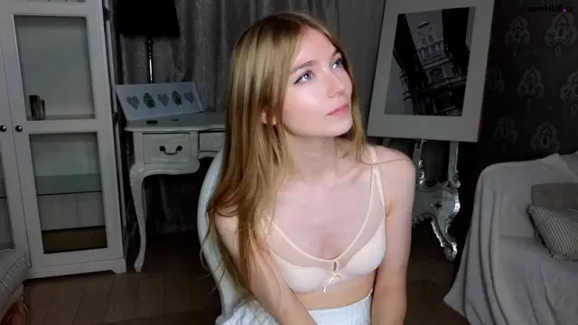 Lovely_shyy chaturbate 23-10-2024 pretty model