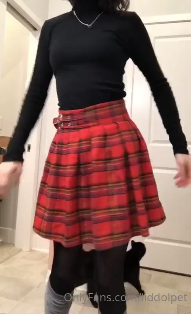 Liddolpet Onlyfans 11-11-2024 dressRoom show