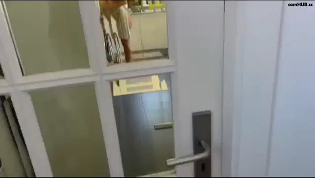Quickie in the kitchen