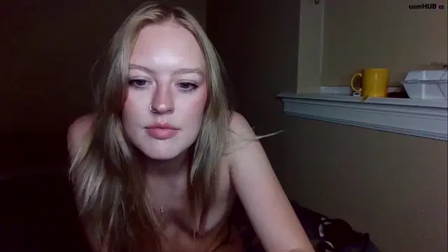 Echo_Mae Chaturbate 29-11-2024 teasing from hot whore