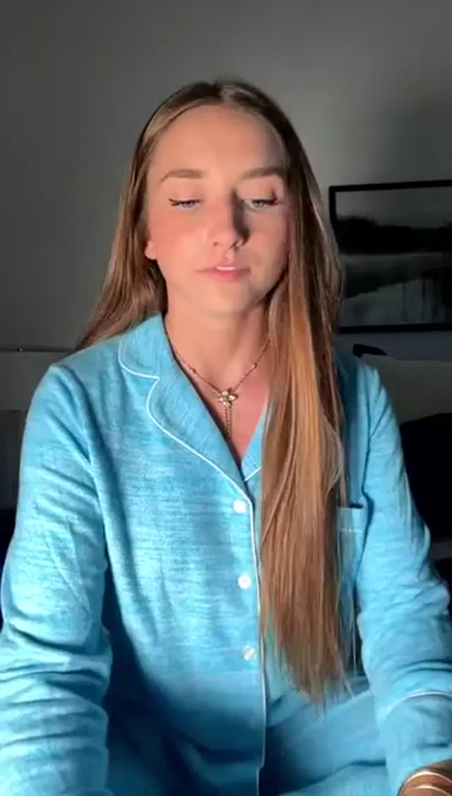 Skylarmaexo Onlyfans 11-Feb-2025 fucking herself with a pink toy