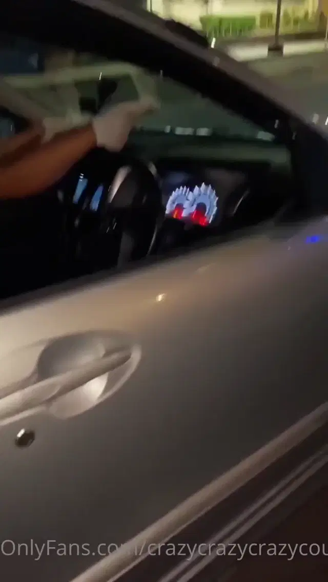 The_Krasivchik Onlyfans 26-Feb-2025 let herself be touched in a car