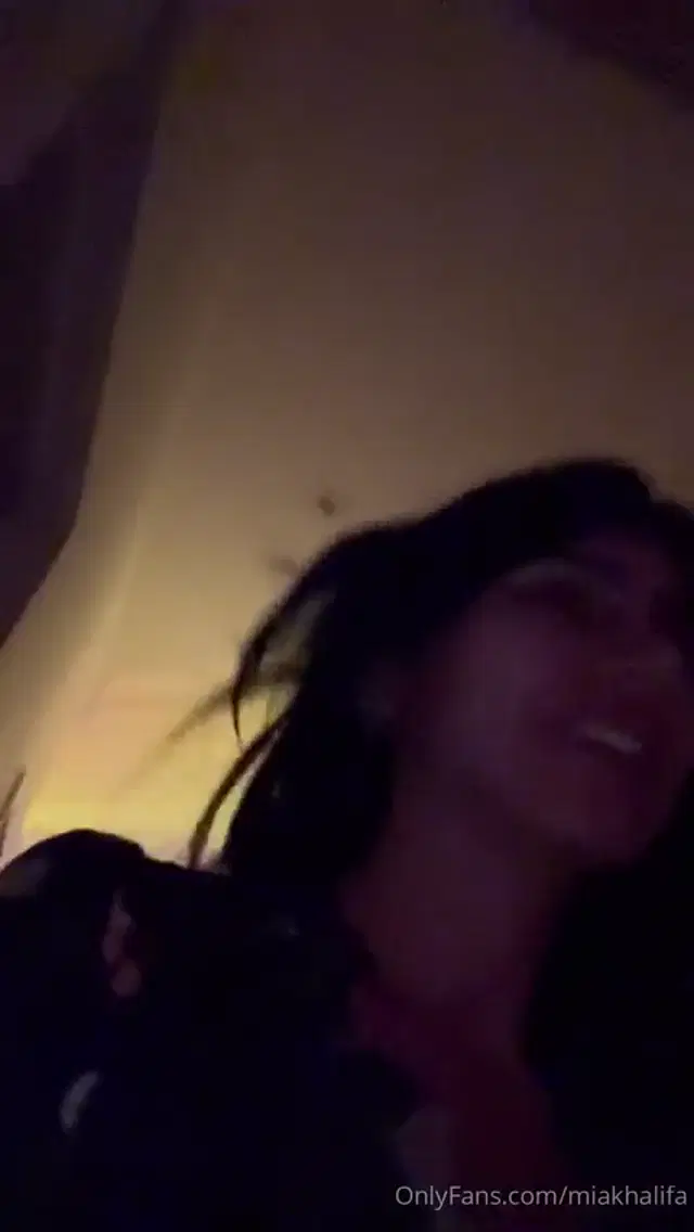 Mia Khalifa Onlyfans 26-Feb-2025 showed off her sexy body
