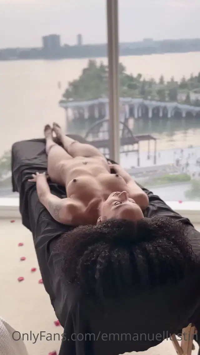 Emmanuel lustin Onlyfans 27-Feb-2025 massage with a lesbian partner