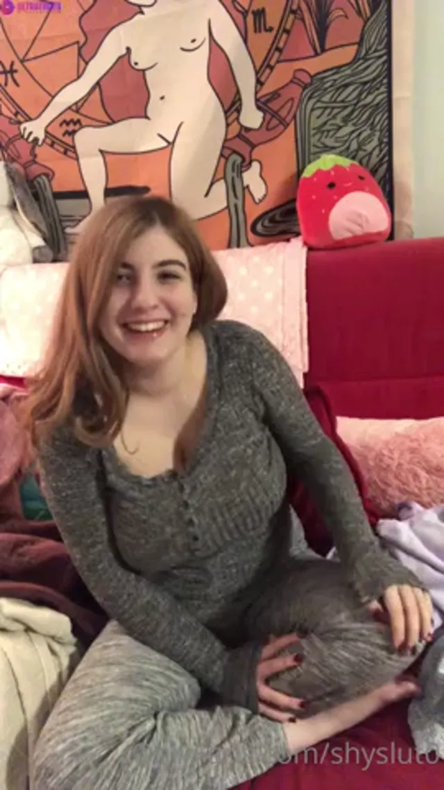 ShySlut0 Changing Lingerie On Live Cam
