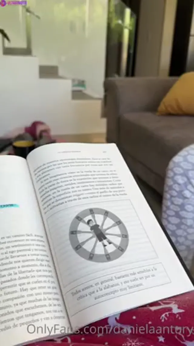 Daniela Antury Blowjob In Glasses POV