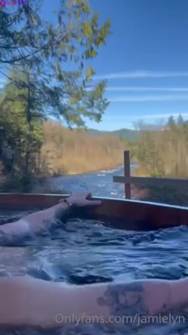 Nude Jamie Lynn In The Outdoor Pool With Friend