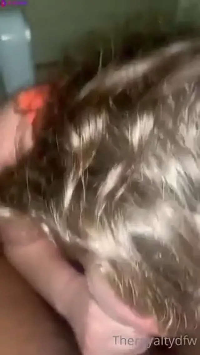 Jen Royalty Blowjob With Deepthroat