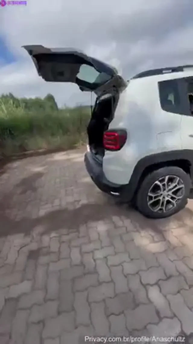 Ashley Schultz Squirts In Risky Public Fuck