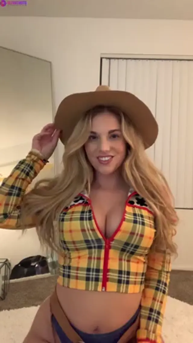 Haleigh Cox Teasing In Costume