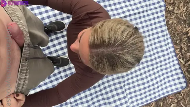 SkyeLara – Public Blowjob And Quick Fuck