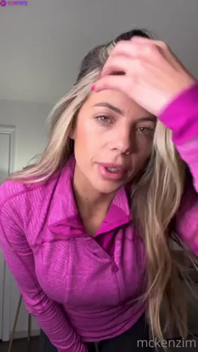 Getnzked Gets Fully Nude