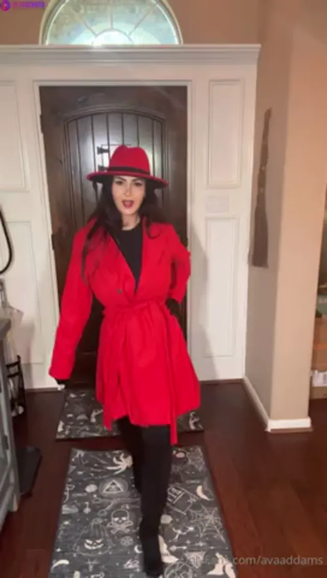 Ava Addams Fucking Favorite Sextoy in Cosplay