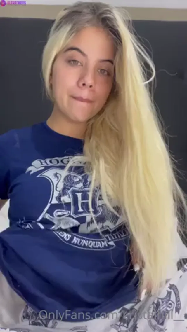 Blonde CristalHill Creamy Pussy Masturbation