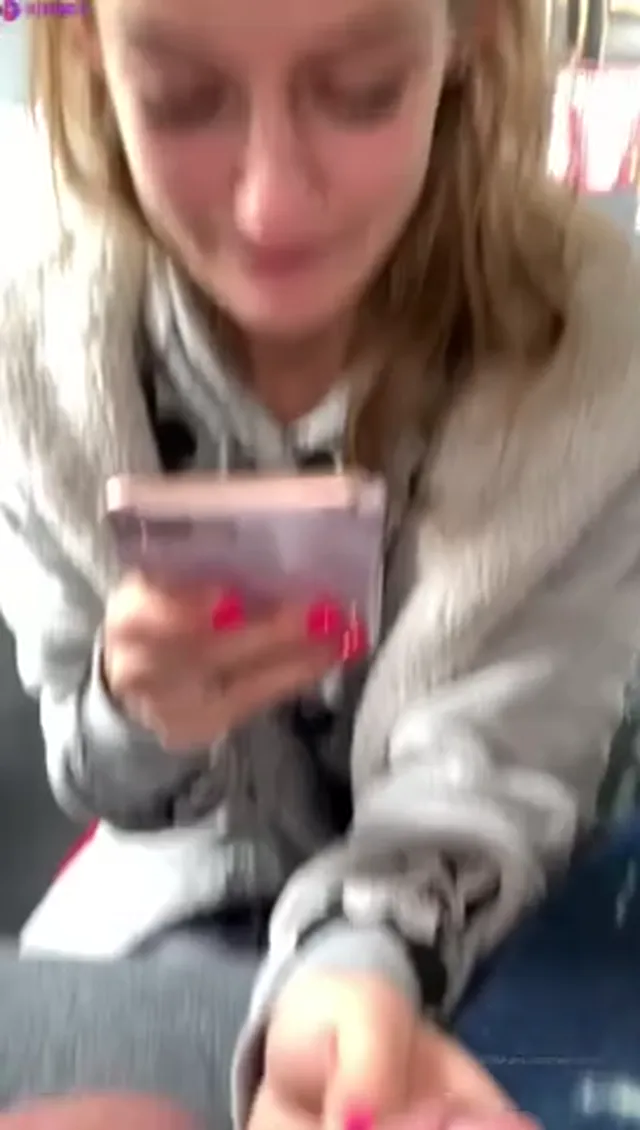 Amateur Stoner GF Fucks Like a Pro