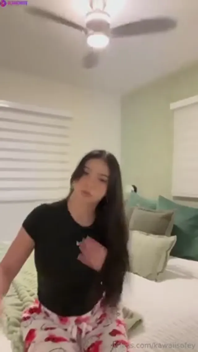 Aishah Sofey Bends Over And Twerks Big Ass