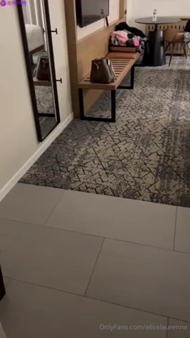 Elise Laurenne Intense Masturbation with Loud Orgasms