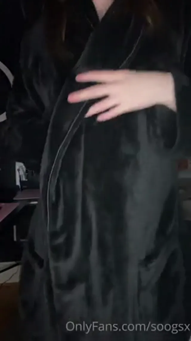 Masturbating & Playing with Vibrator in my Gaming chair