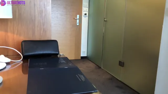 Room Service Boy Stretches My Holes – Hard Anal Creampie