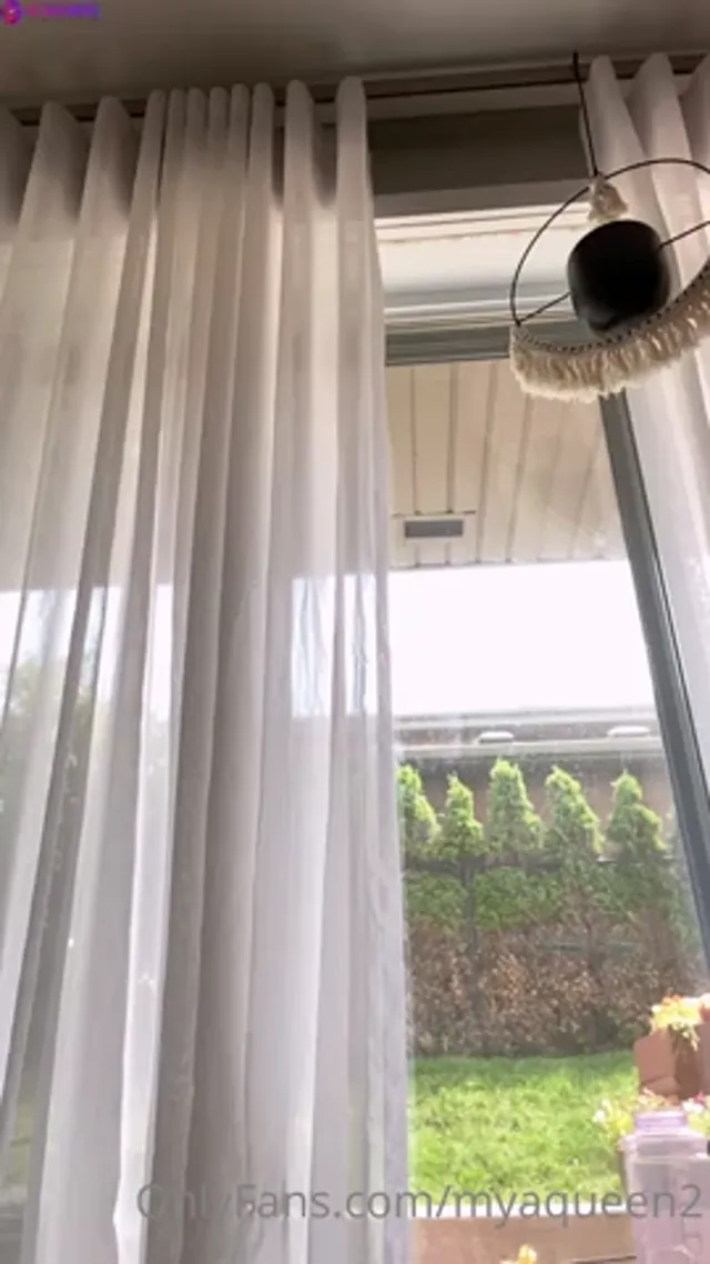 Mya Queen Ass Close Up In Sexy Lingerie