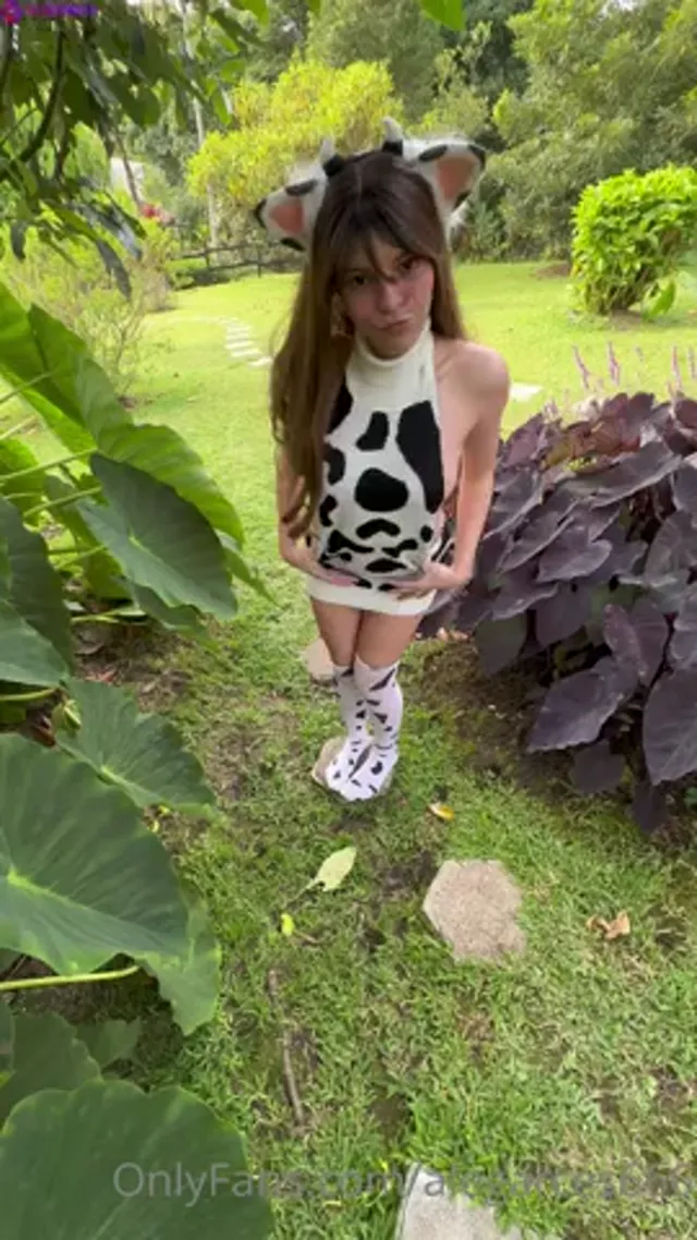 Alegarces666 Sextape in Cow Outfit