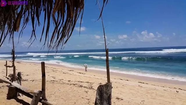 Intense Sex on Paradise Beach: Merging Energies in Harmony