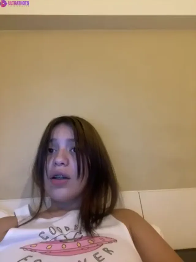 Kiara Fonseca Showing Ass And Boobs