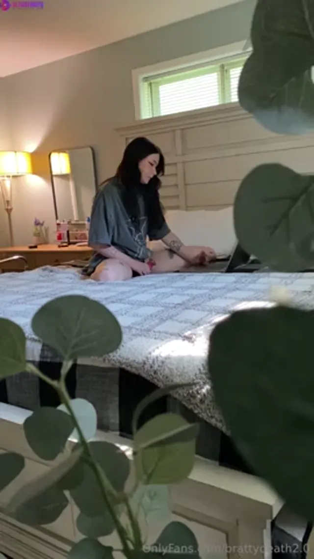 Brattyydeath Caught Masturbating with Sextoy