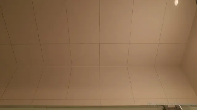 Lilmochidoll In The Shower