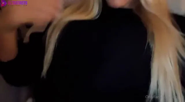 Swedish twitch streamer Linnynova teasing her big tits