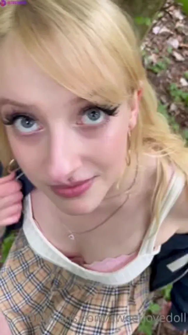 Swedish girl Sweetsindyxx sucking dick in the forest and got cumshot in her face