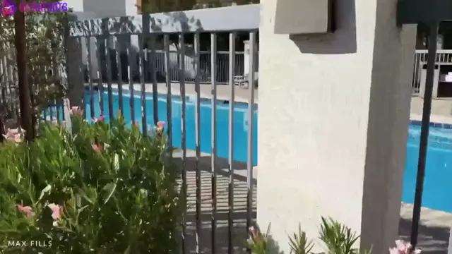 Alexa azzona max fills