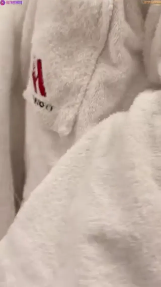 Norweigan Caroline Nitter Mirror Sextape