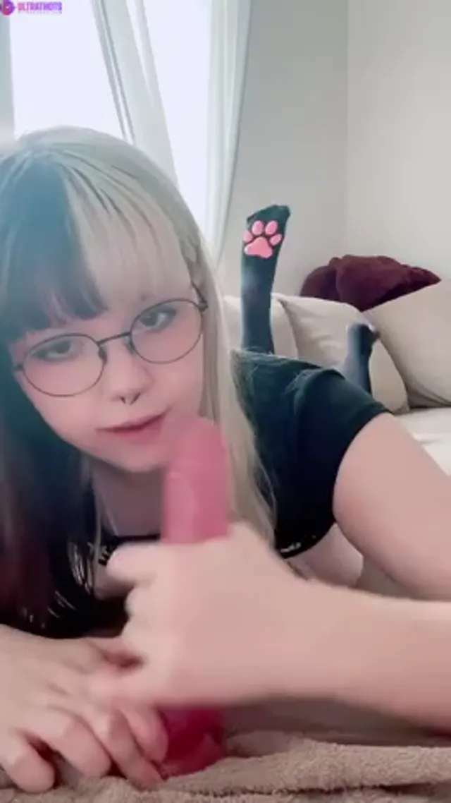 Swedish bunnygirl.ella dildo blowjob Part 2