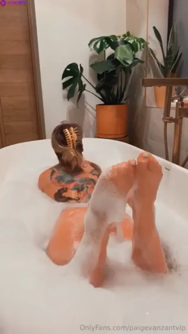 PVZ In the bath