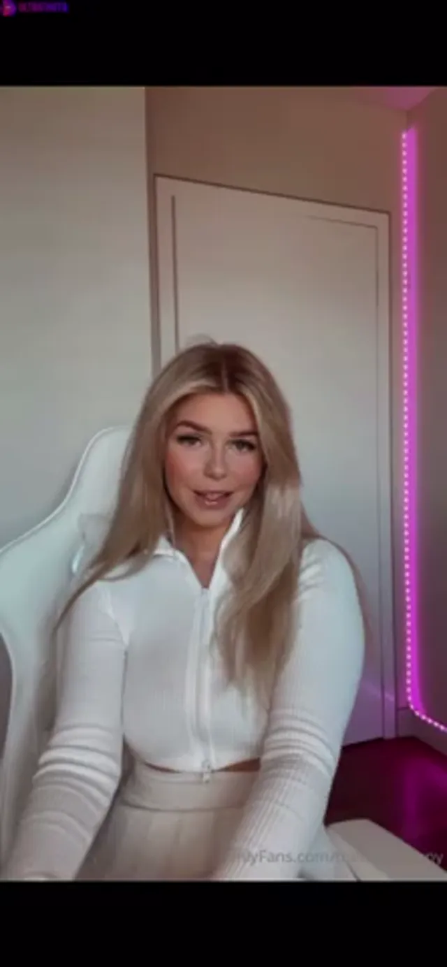 TheBelleBunny Norwegian Joi