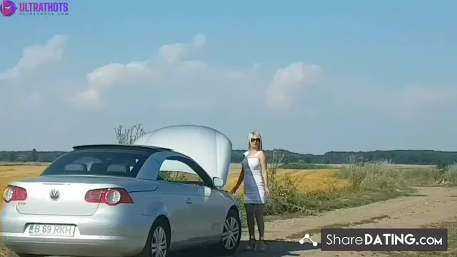 Stranger Fucks Big-Titted Blonde Mature Amateur in Car