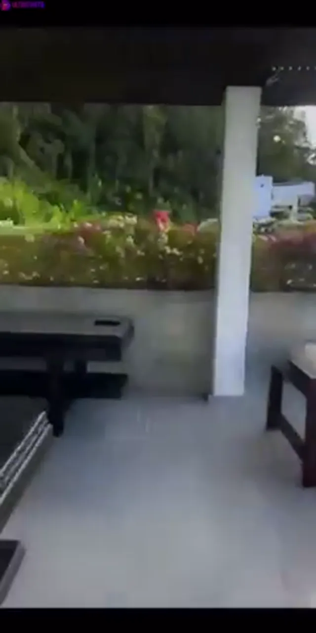 M4m4chul0 dildo outside