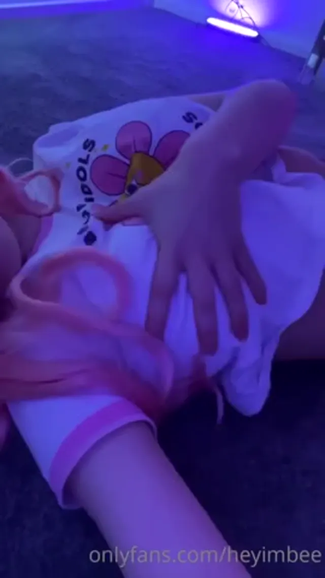 HeyimBee Touching her Big Boobs