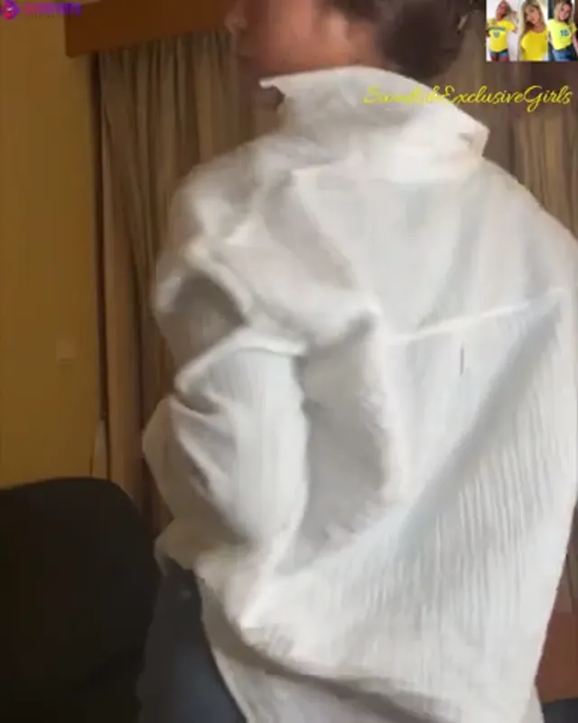 Sophie Rain striptease to fully naked