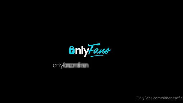 Simens Sofia Pussy Masturbation And Buttplug