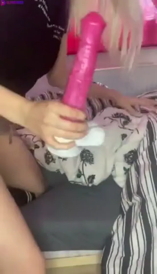 Yoursweetmaddie dildo