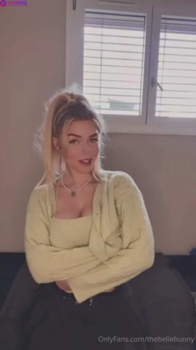 Norwegian Belle titfuck and fuck machine ppv