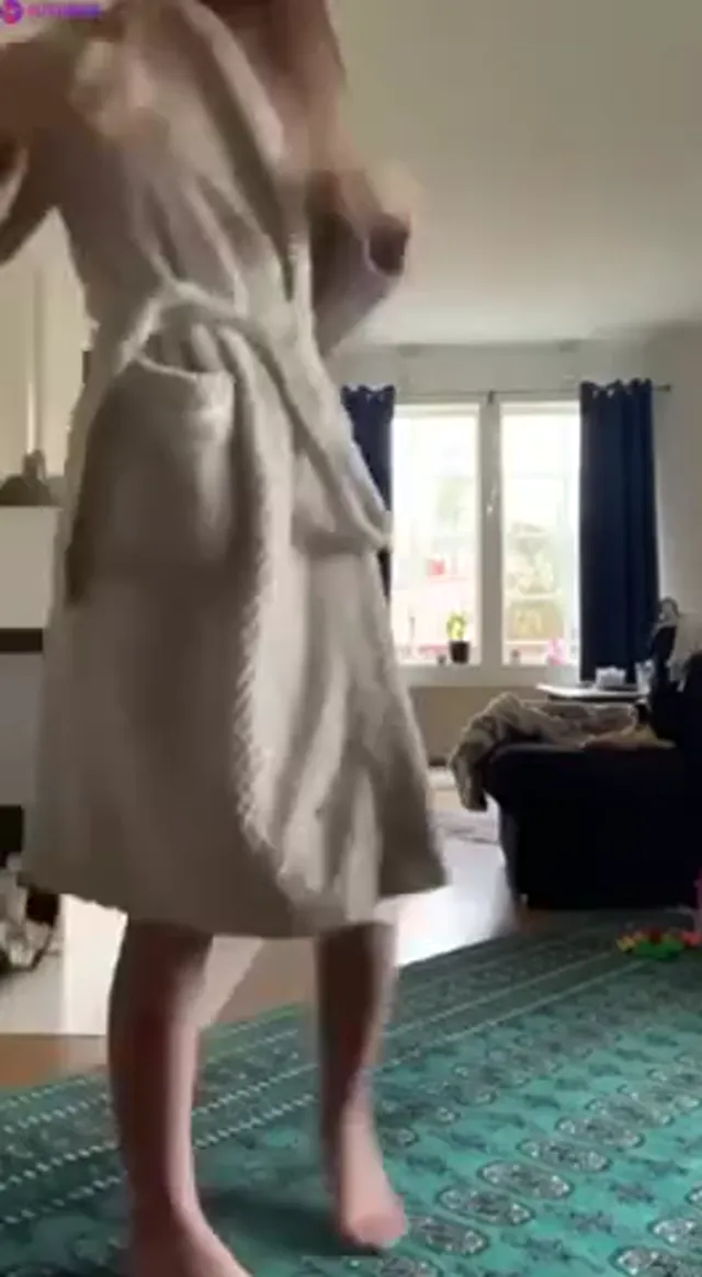 Swedish Nell Kronberg cucumber masturbation