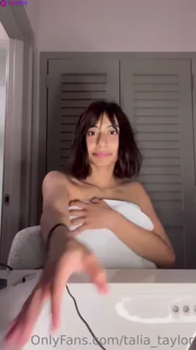 Talia Taylor Blowjob With Dildo