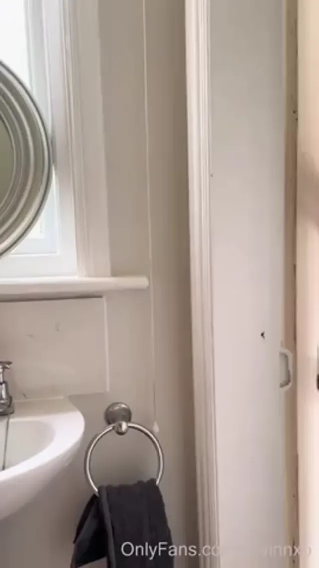 Swedish Amateur Blonde Giving Blowjob in bathroom