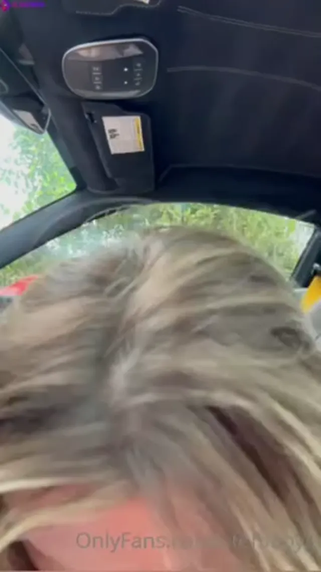 Stefanie Knight First Public Sextape in Car