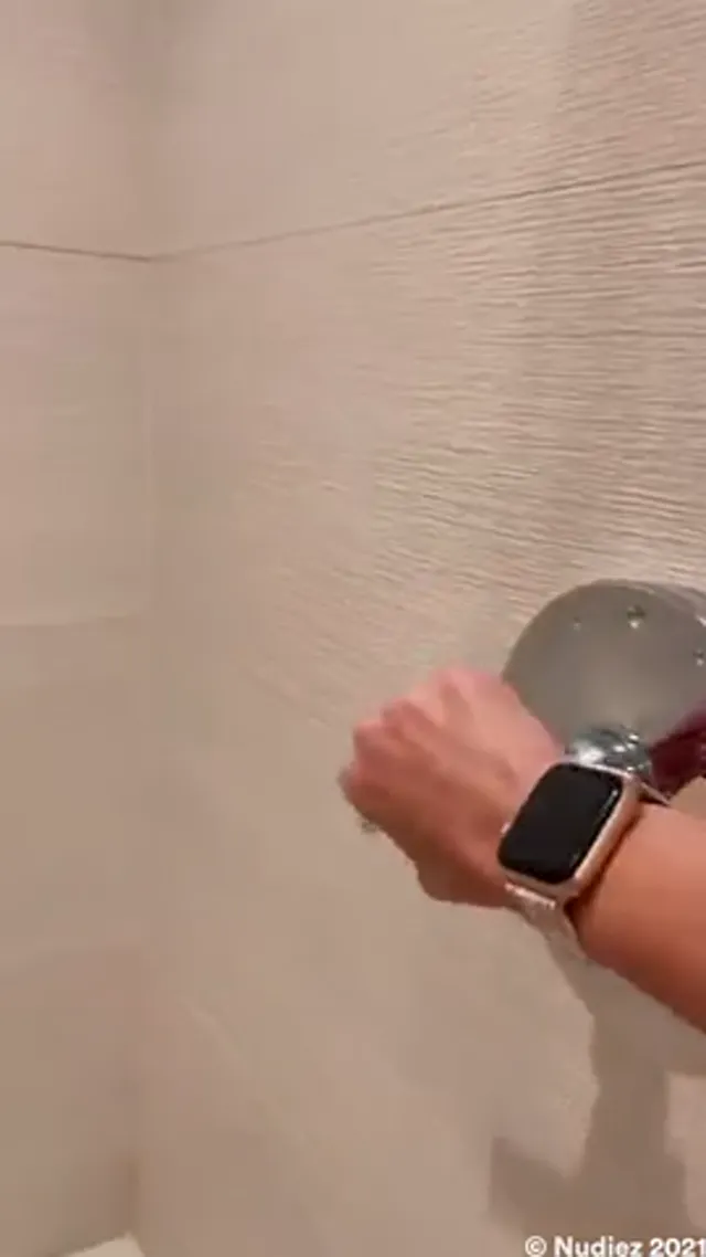 Violet Summers Masturbates In The Shower